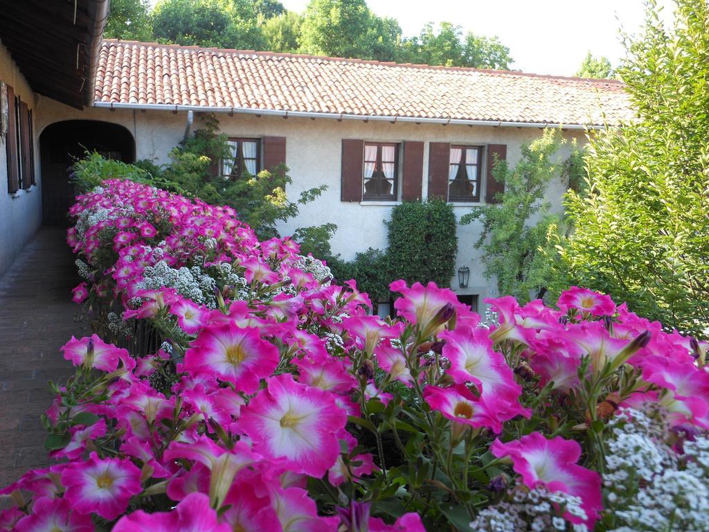 Agriturismo Cassinazza Orsenigo Exterior foto