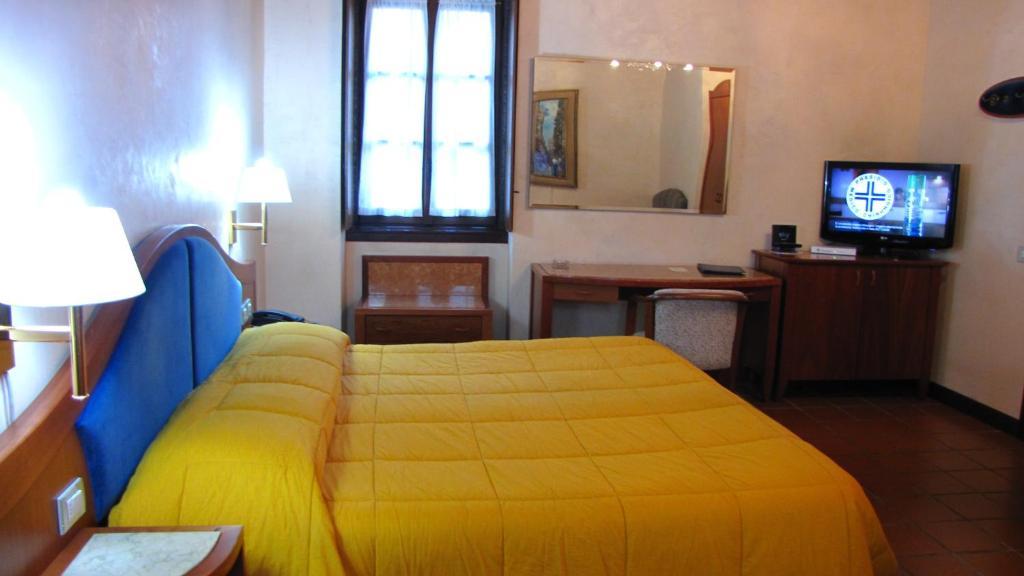 Agriturismo Cassinazza Orsenigo Zimmer foto
